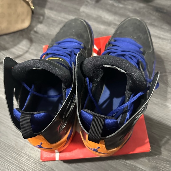 Nike Air Jordan Retro 4 - Picture 6 of 8